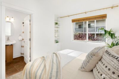 921 N 35th St #B, Seattle, WA 98103 - Photo 13