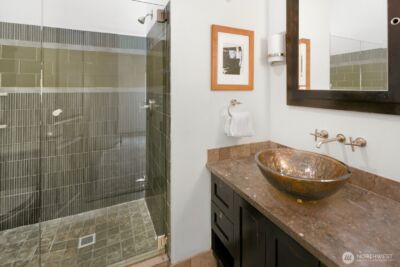 921 N 35th St #B, Seattle, WA 98103 - Photo 16