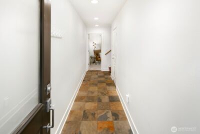 921 N 35th St #B, Seattle, WA 98103 - Photo 22