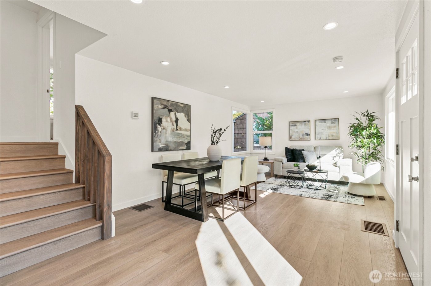 12077 75th Avenue S, Seattle, WA 98178