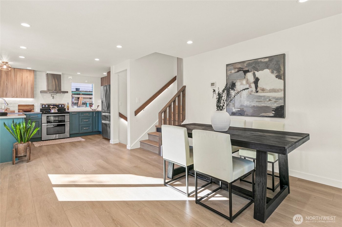 12077 75th Avenue S, Seattle, WA 98178