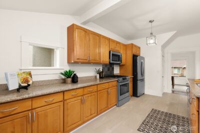 4207 SW Manning St , Seattle, WA 98116 - Photo 10