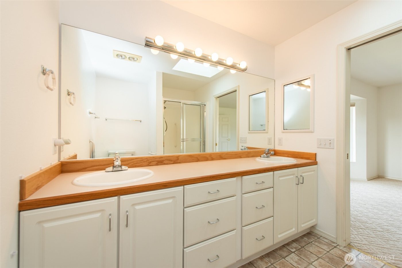 871 N Oxford Way , Sequim, WA 98382