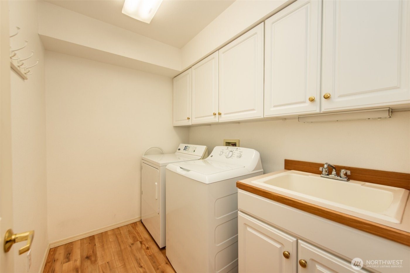 871 N Oxford Way , Sequim, WA 98382