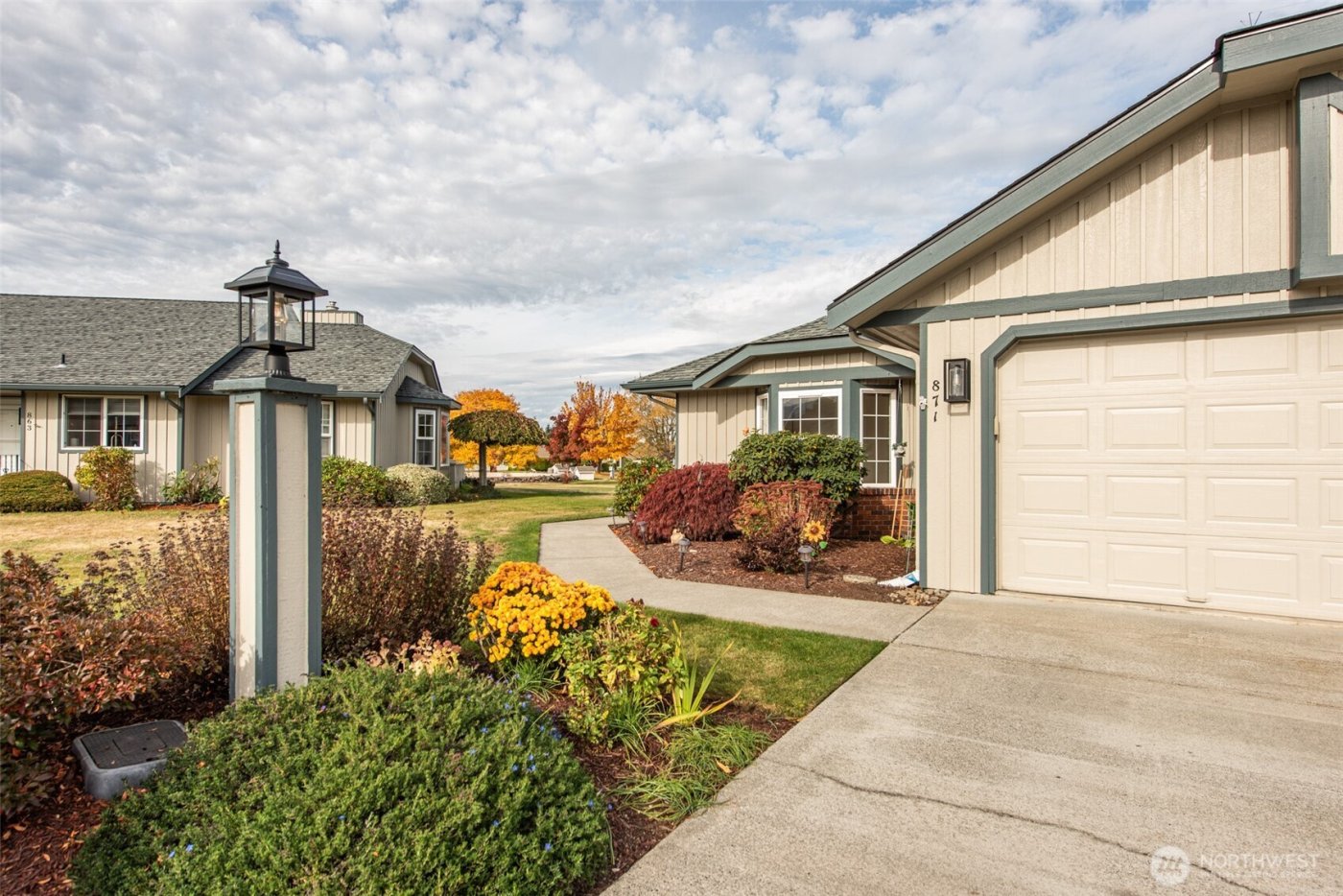 871 N Oxford Way , Sequim, WA 98382