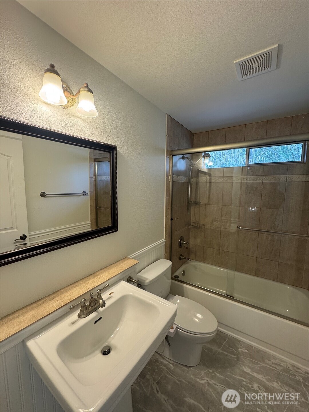 17829 149th Avenue NE, Woodinville, WA 98072