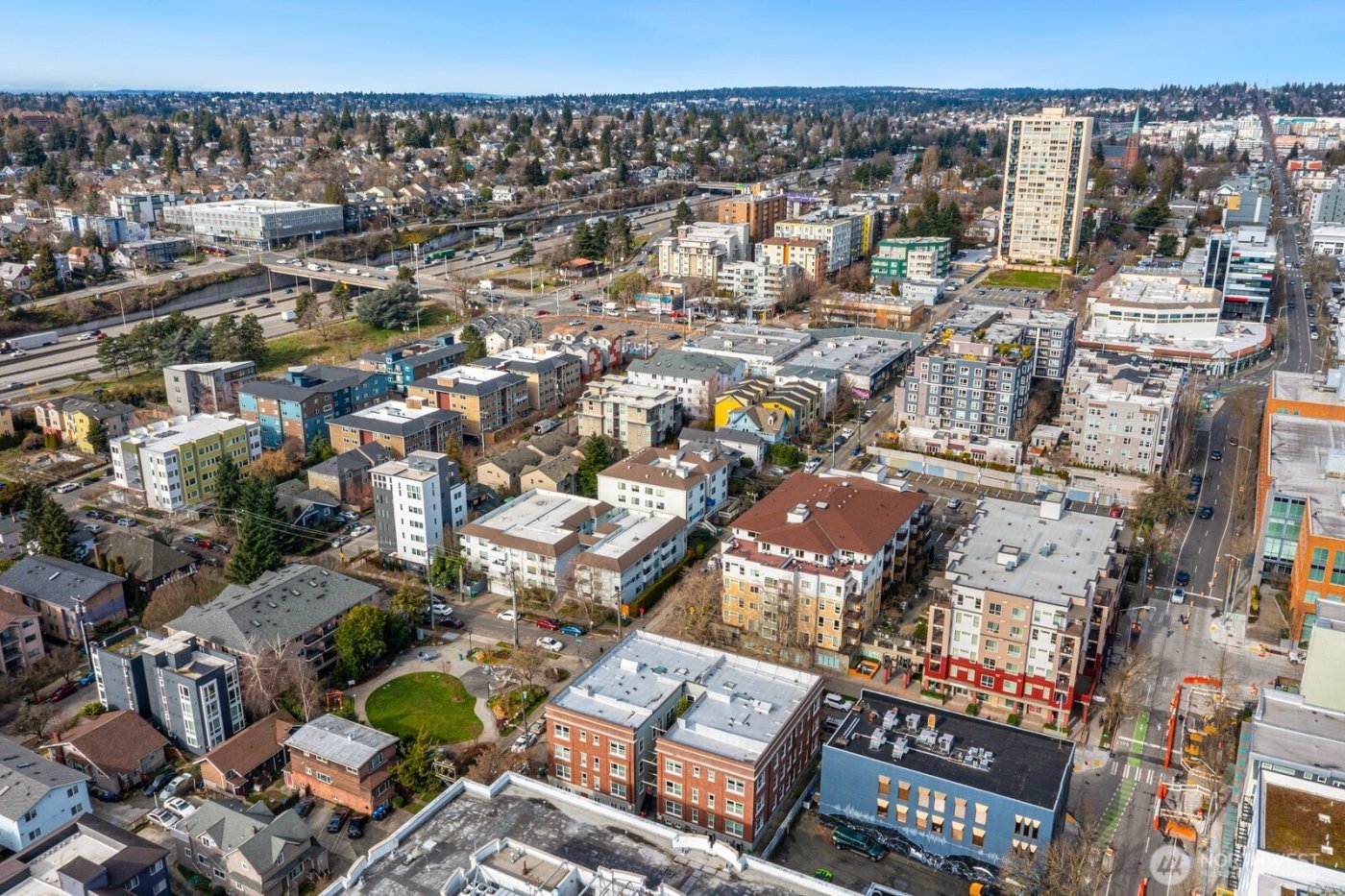 901 NE 43rd Street #306, Seattle, WA 98105