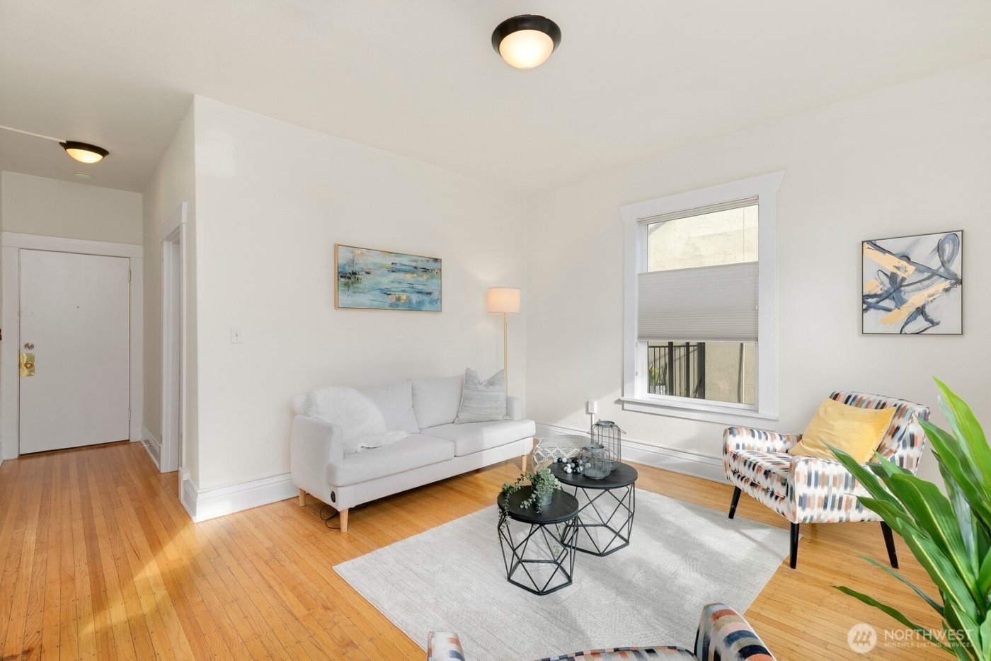 901 NE 43rd Street #306, Seattle, WA 98105