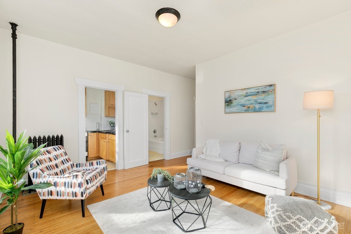 901 NE 43rd Street #306, Seattle, WA 98105