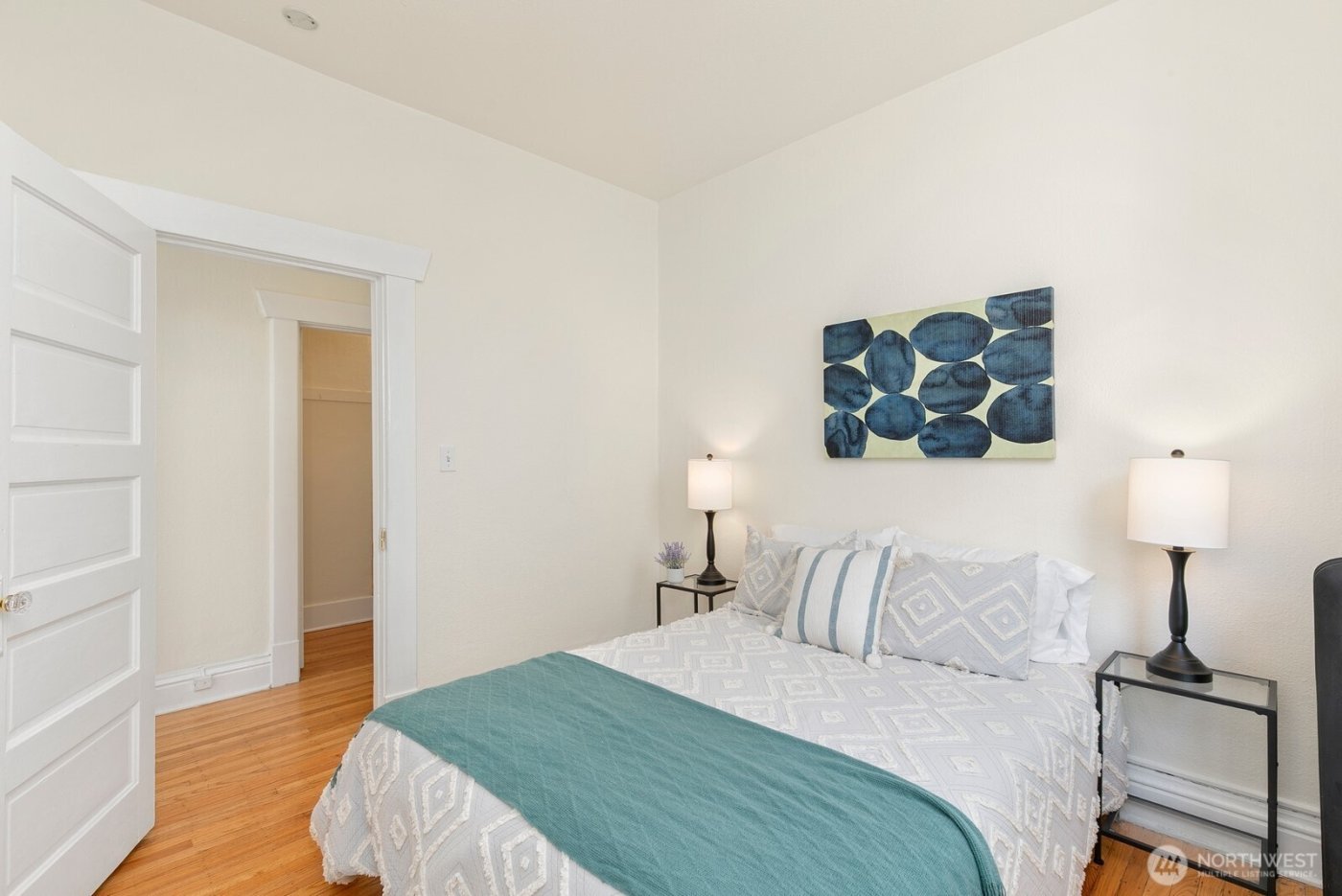 901 NE 43rd Street #306, Seattle, WA 98105