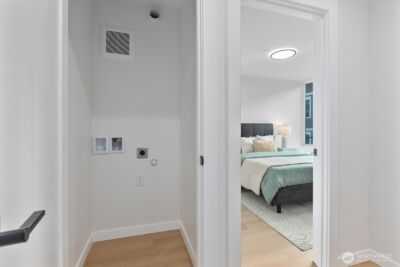 3110 Queen Anne Avenue N, Seattle, WA 98109 - Photo 4