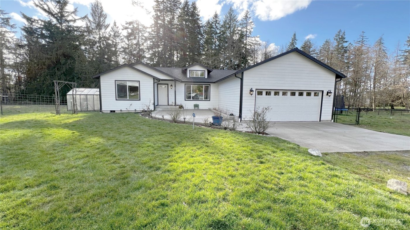 29904 12th Avenue Ct E, Roy, WA 98580