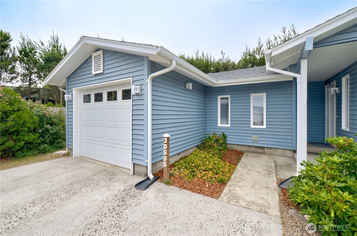 30505 H Street , Ocean Park, WA 98640