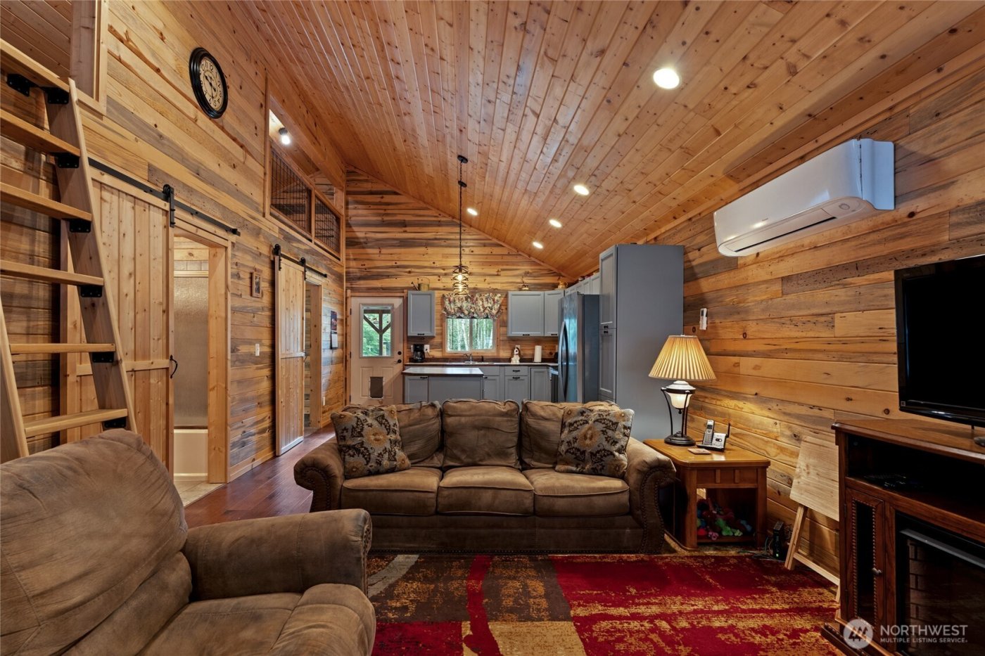 187 Paradise Drive , Ashford, WA 98304