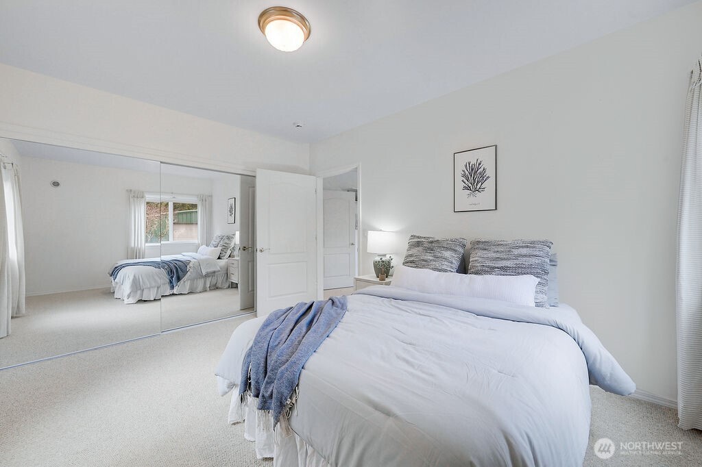 275404 Highway 101 , Sequim, WA 98382