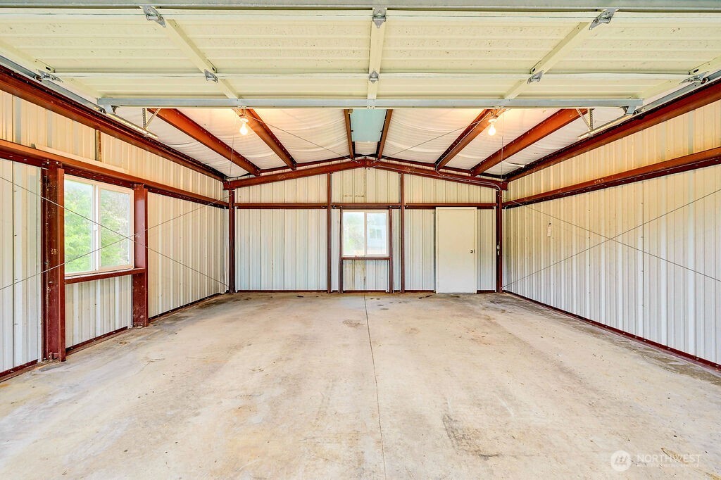 275404 Highway 101 , Sequim, WA 98382