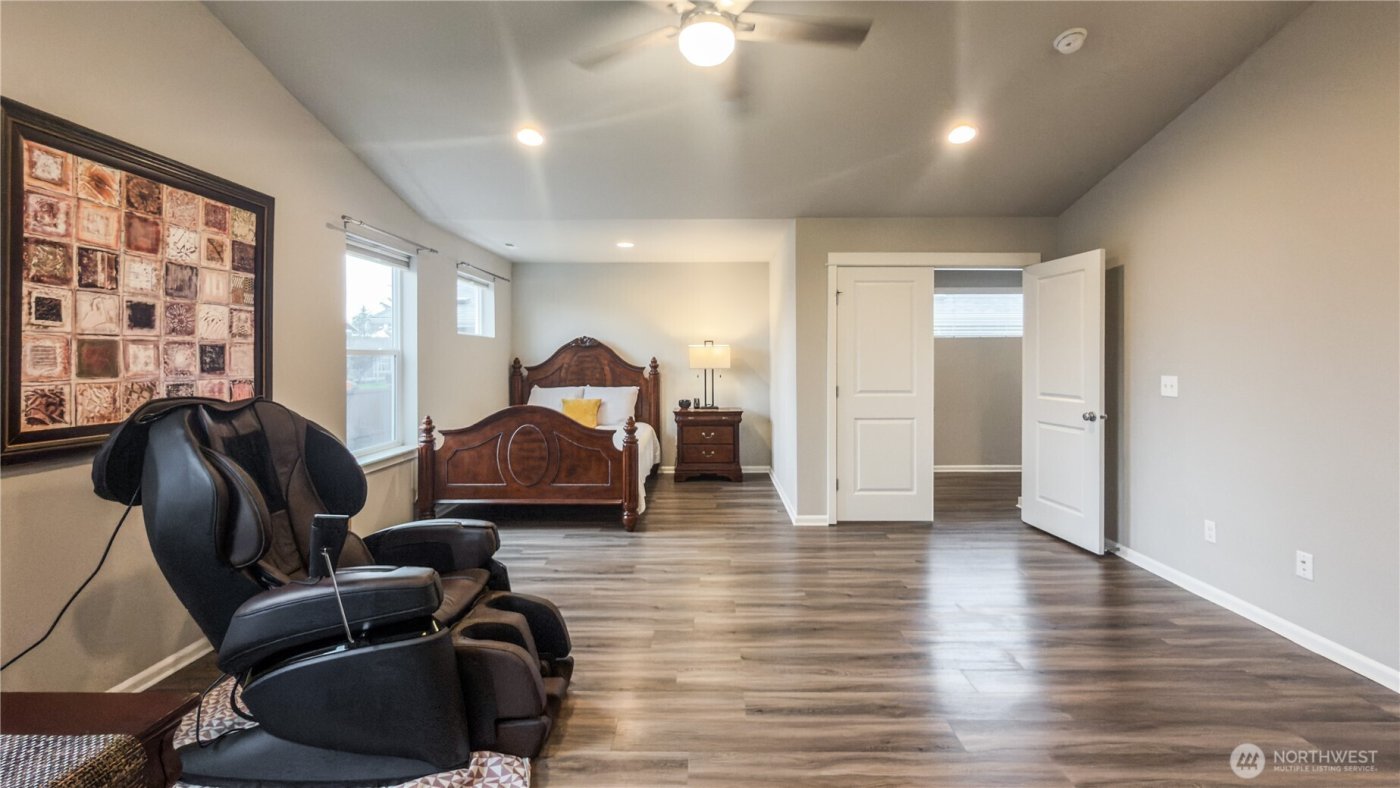 7338 83rd Drive NE, Marysville, WA 98270-7753