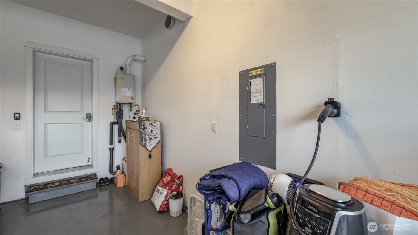 7338 83rd Drive NE, Marysville, WA 98270-7753