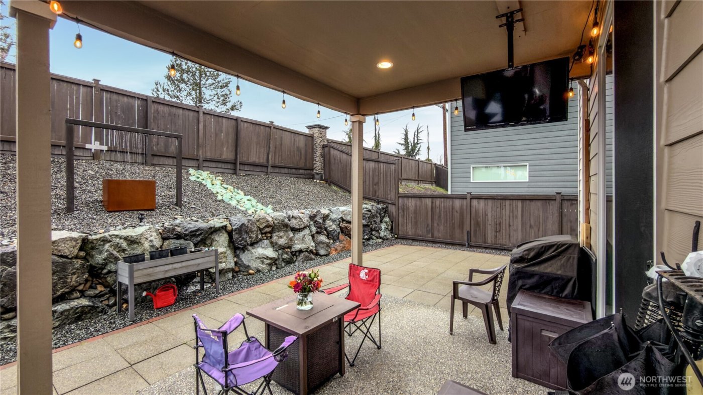 7338 83rd Drive NE, Marysville, WA 98270-7753