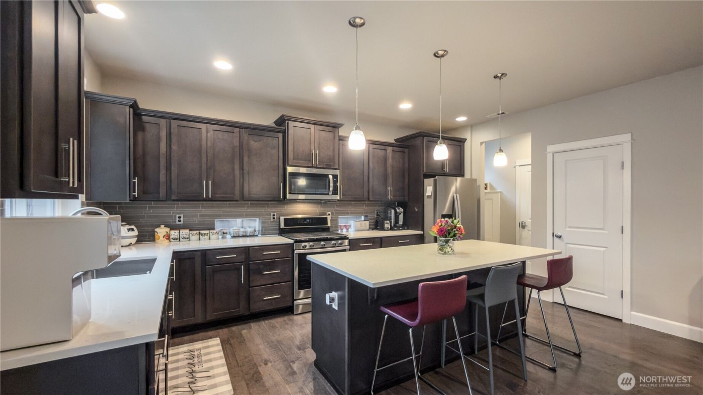 7338 83rd Drive NE, Marysville, WA 98270-7753