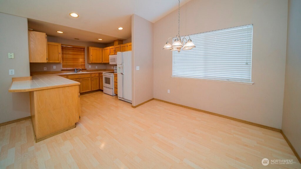 18501 E Country Club Drive , Arlington, WA 98223