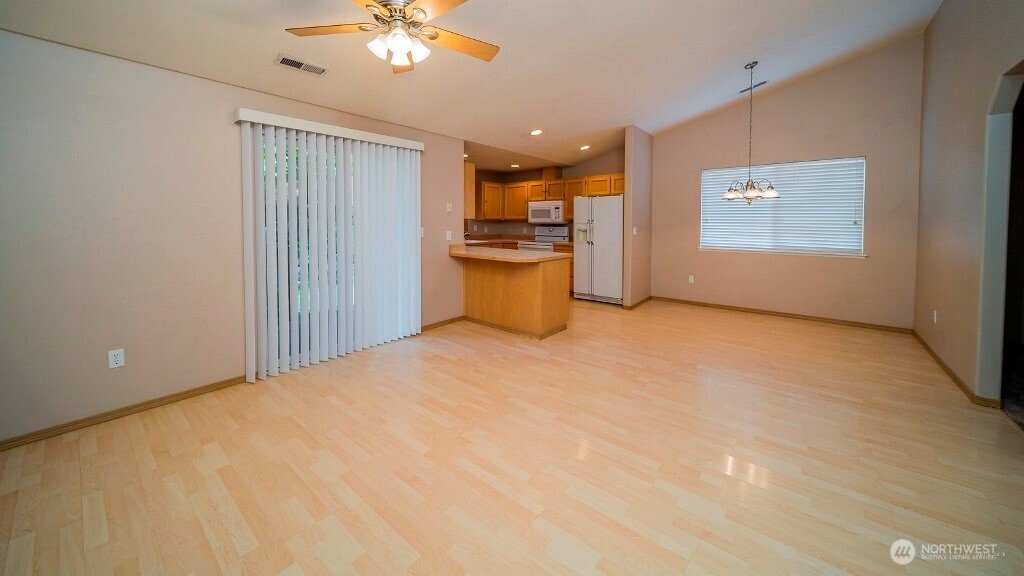 18501 E Country Club Drive , Arlington, WA 98223