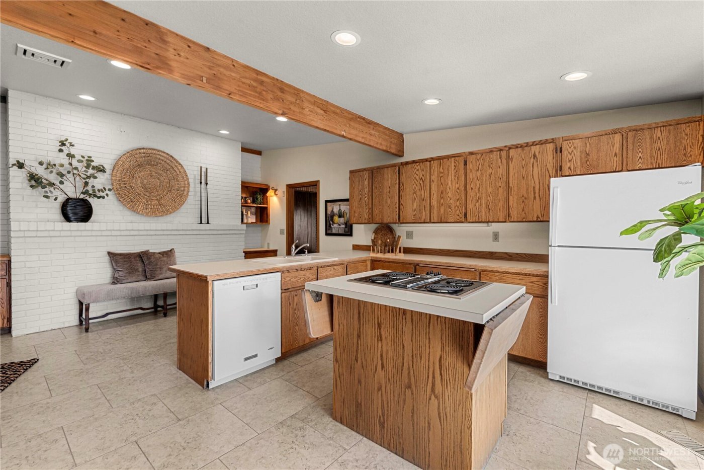 1840 Country Club Drive , East Wenatchee, WA 98802