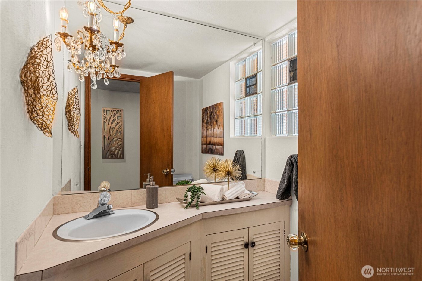 1840 Country Club Drive , East Wenatchee, WA 98802