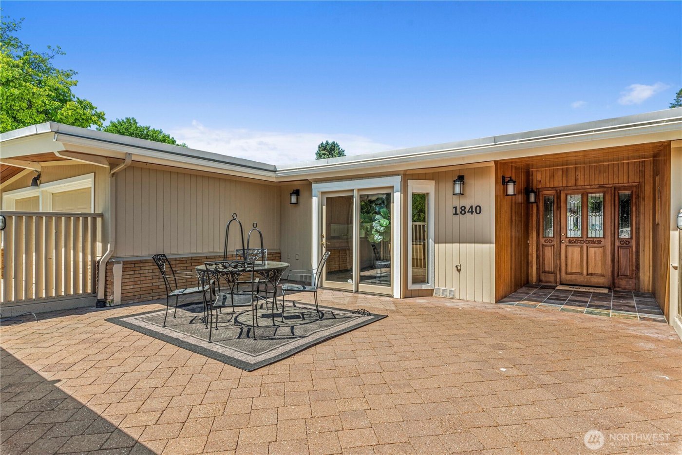 1840 Country Club Drive , East Wenatchee, WA 98802