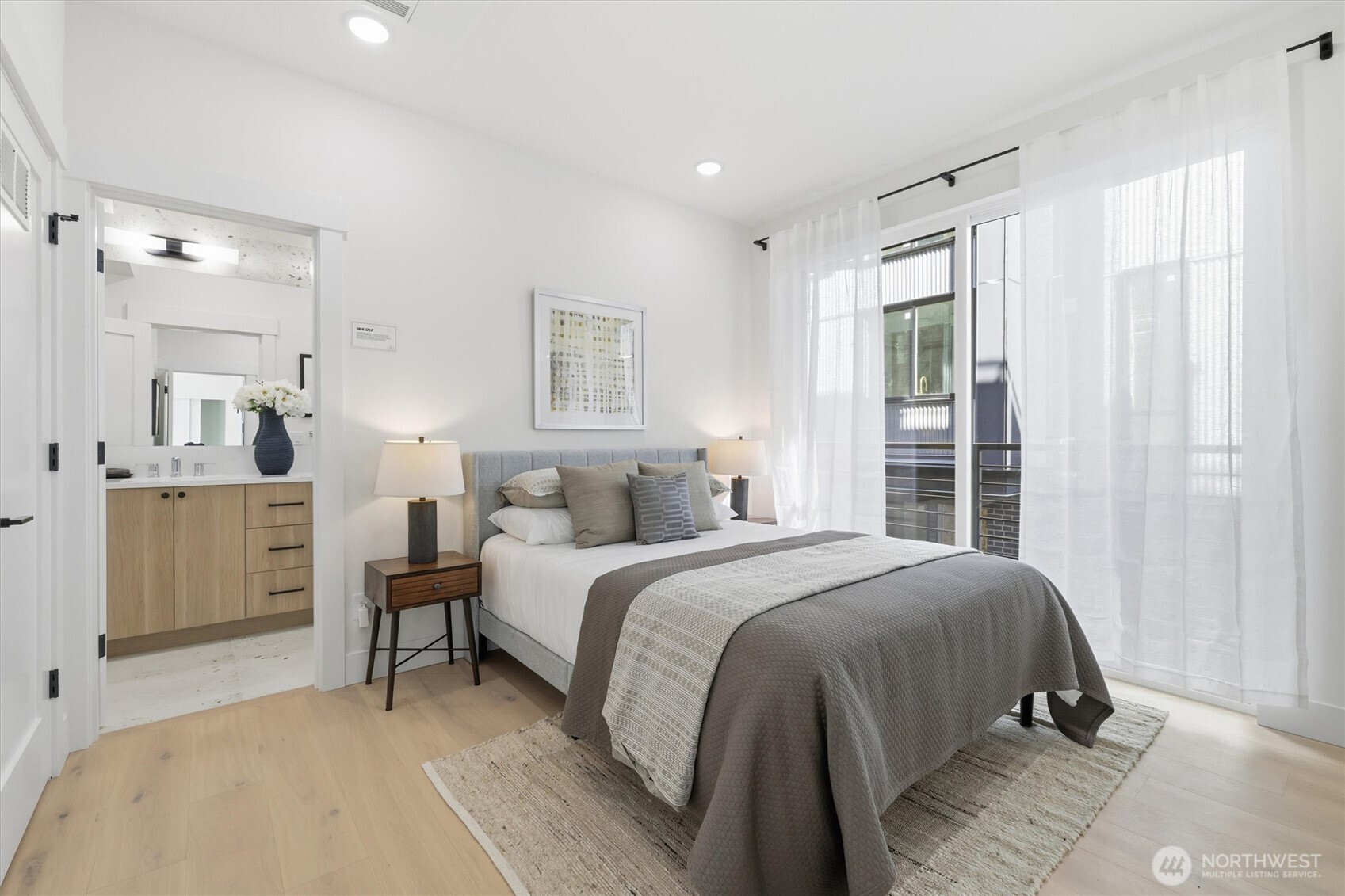 2016 Fairview Avenue E #A, Seattle, WA 98102