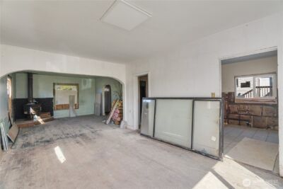 515 W 1st Street , Aberdeen, WA 98520 - Photo 11