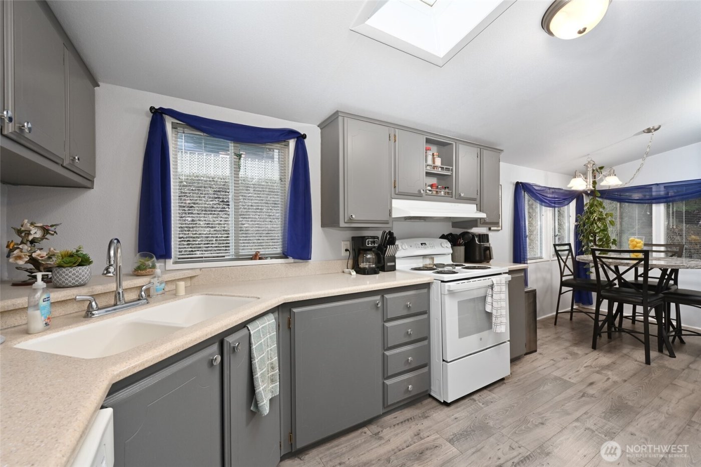 2500 S 370th Street #161, Federal Way, WA 98003