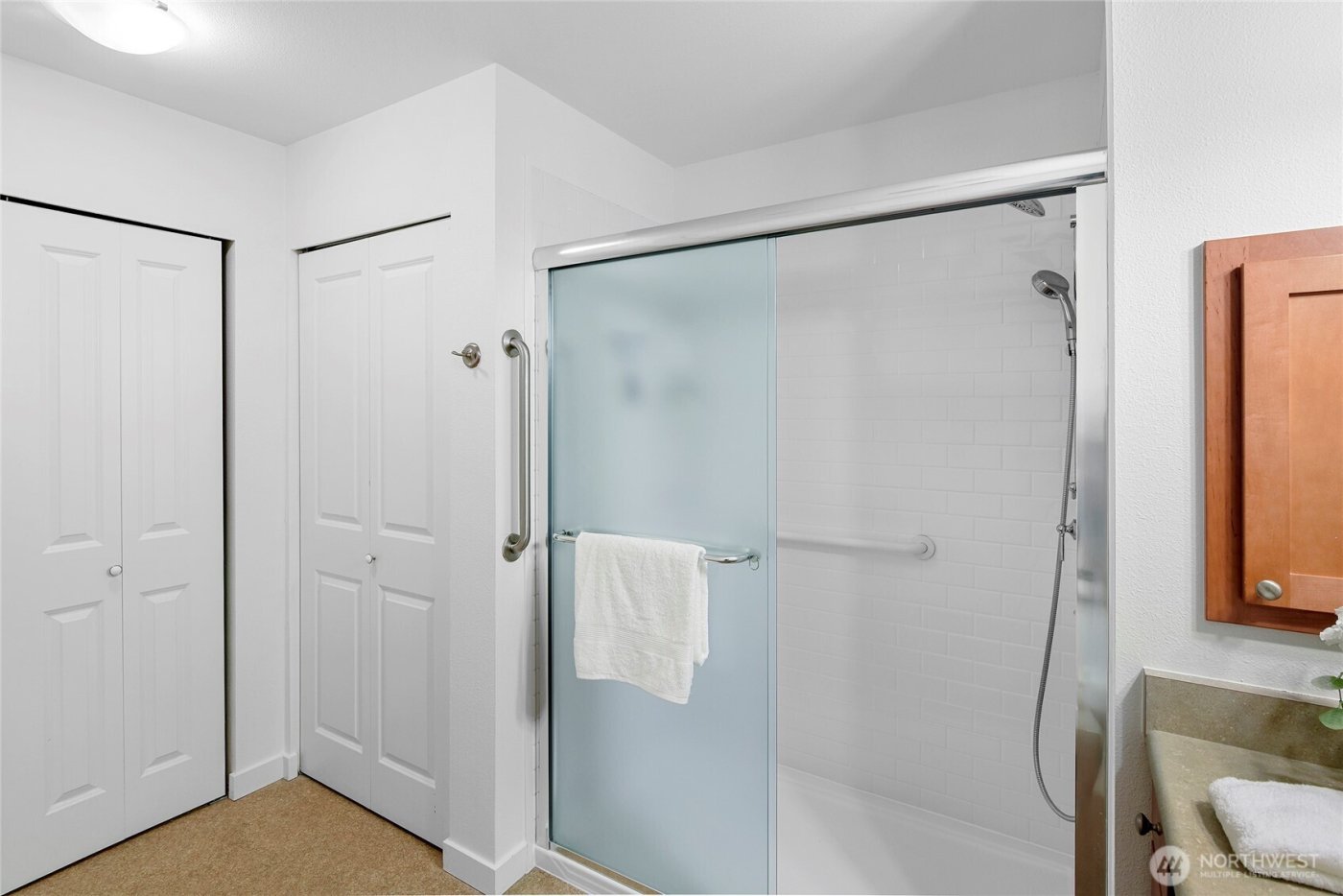 300 High School Road NE #314, Bainbridge Island, WA 98110