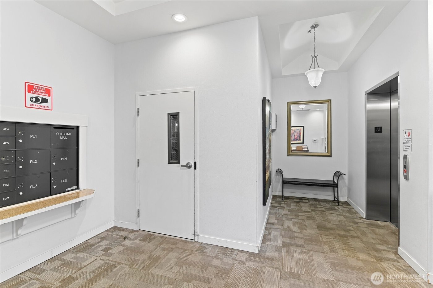 300 High School Road NE #314, Bainbridge Island, WA 98110