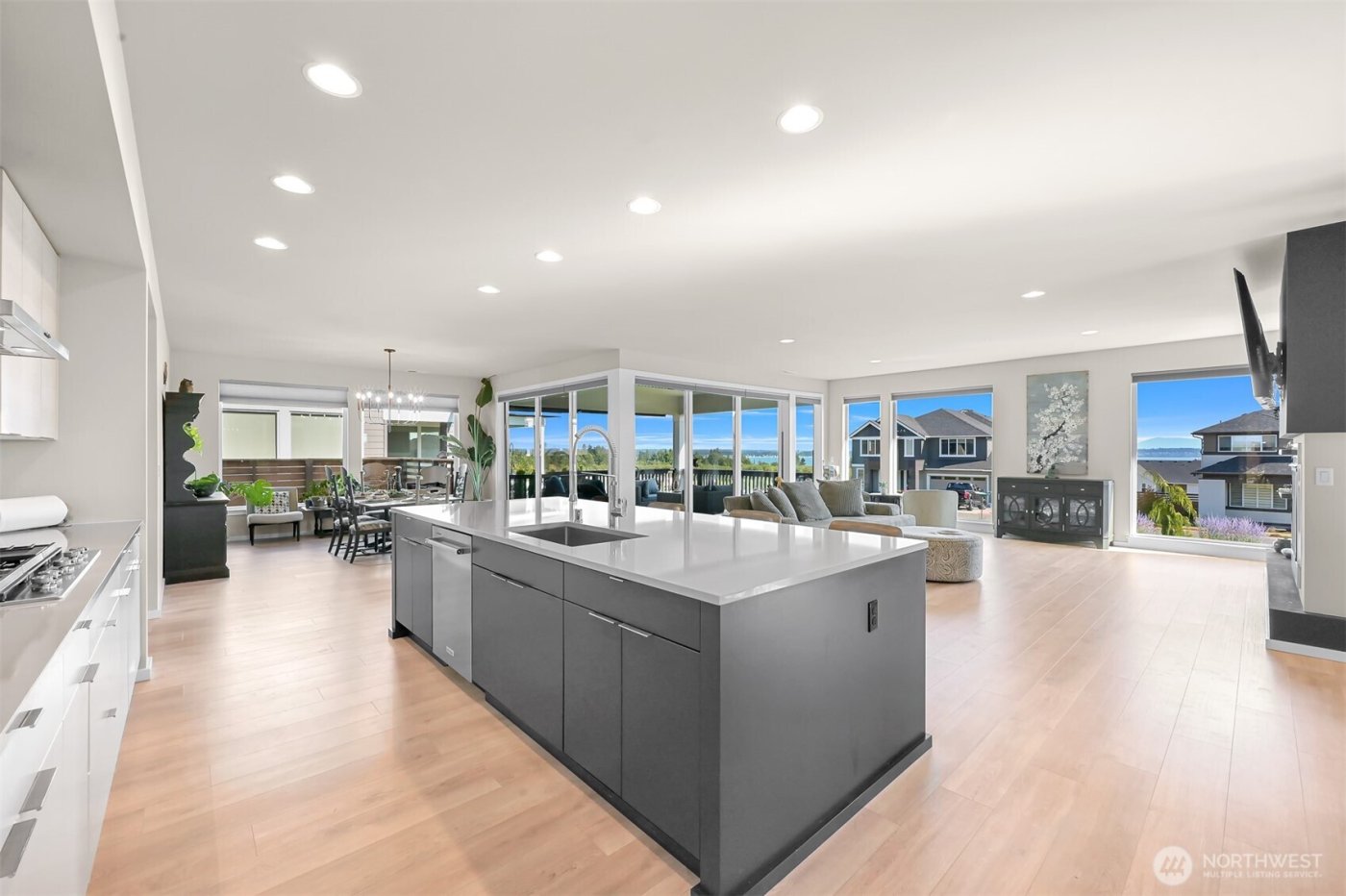 8452 Camas Drive , Blaine, WA 98230