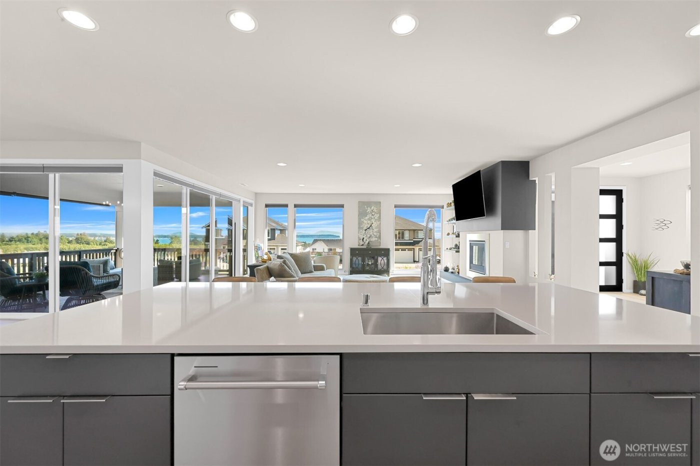 8452 Camas Drive , Blaine, WA 98230