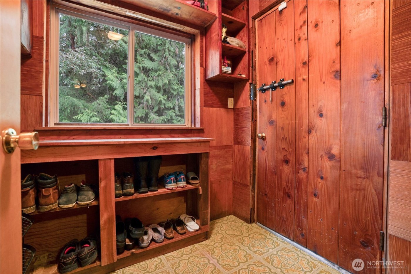 3649 Long Lake Road SE, Port Orchard, WA 98366