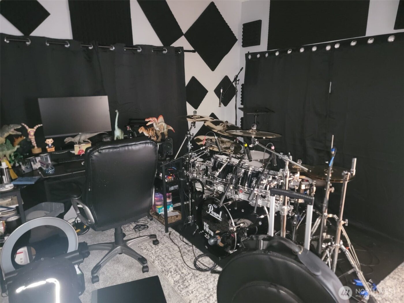 7417 NE 170th Street , Kenmore, WA 98028