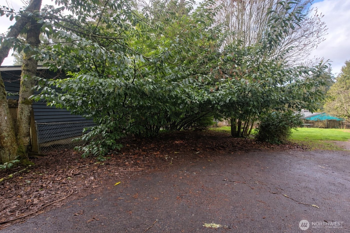 7417 NE 170th Street , Kenmore, WA 98028