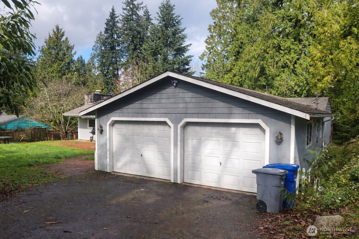 7417 NE 170th Street , Kenmore, WA 98028