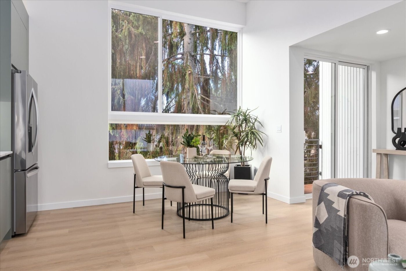 3118 Queen Anne Avenue N, Seattle, WA 98119