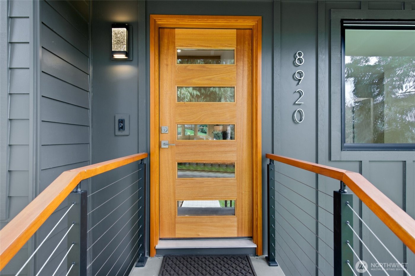 8920 168th Avenue NE, Redmond, WA 98052