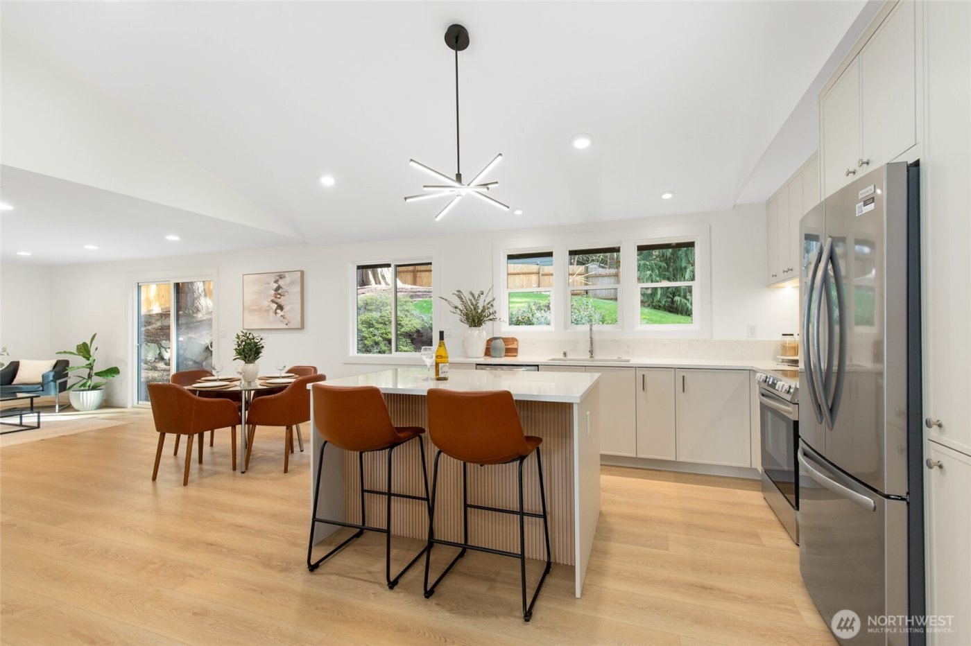 8920 168th Avenue NE, Redmond, WA 98052