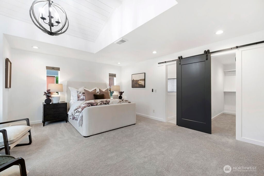 4837 S Holly Street , Seattle, WA 98118