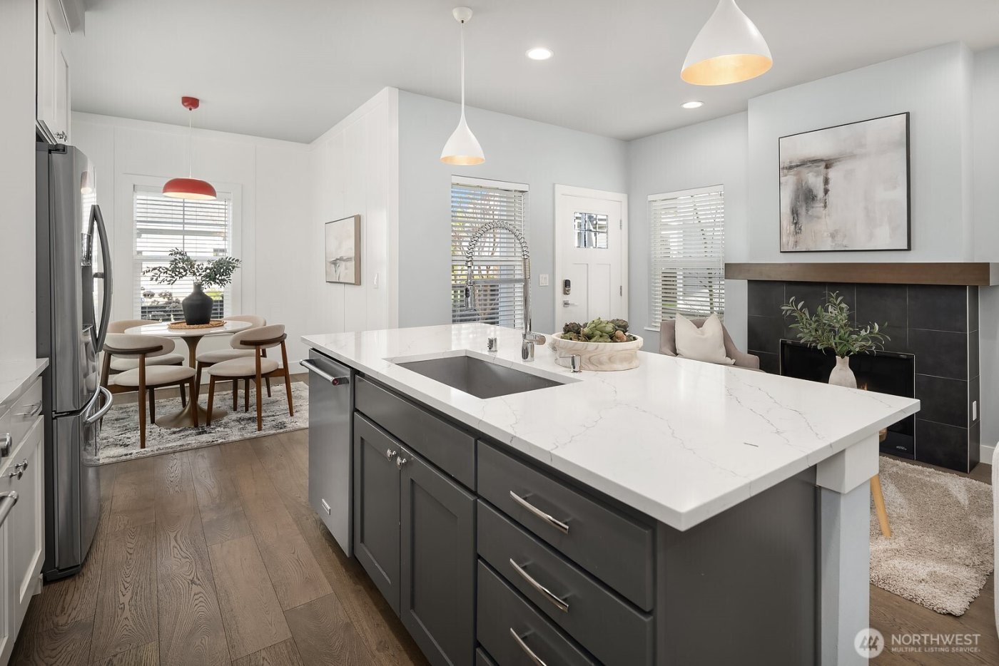 22773 SE 14th Court #10, Sammamish, WA 98075