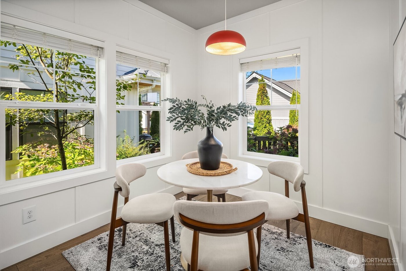 22773 SE 14th Court #10, Sammamish, WA 98075