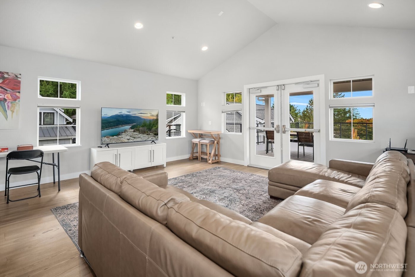 22773 SE 14th Court #10, Sammamish, WA 98075