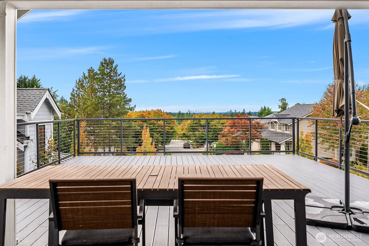 22773 SE 14th Court #10, Sammamish, WA 98075