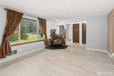 9918 168th Avenue SW, Rochester, WA 98579 - Photo 8