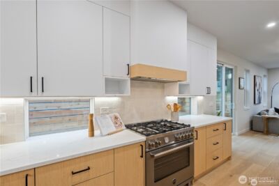 9012 124th Lane NE, Kirkland, WA 98033 - Photo 14